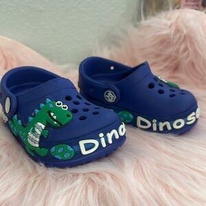 Zapatos niño de dinosaurio con luces de color